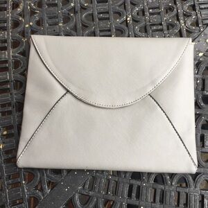 The Royal Standard Clutch